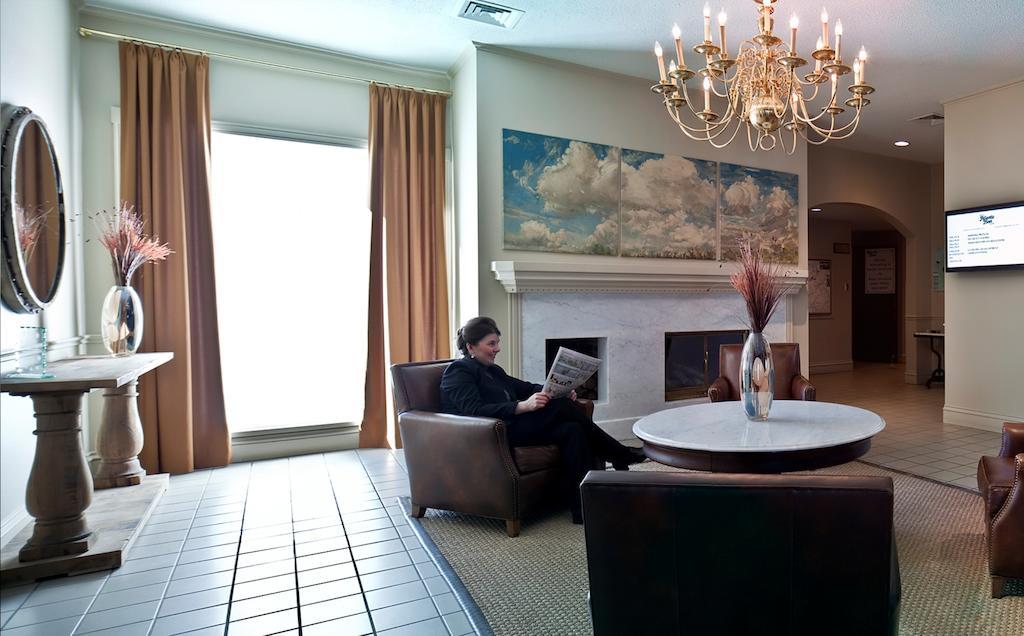 בת'רסט Atlantic Host Hotel, Trademark Collection By Wyndham מראה חיצוני תמונה